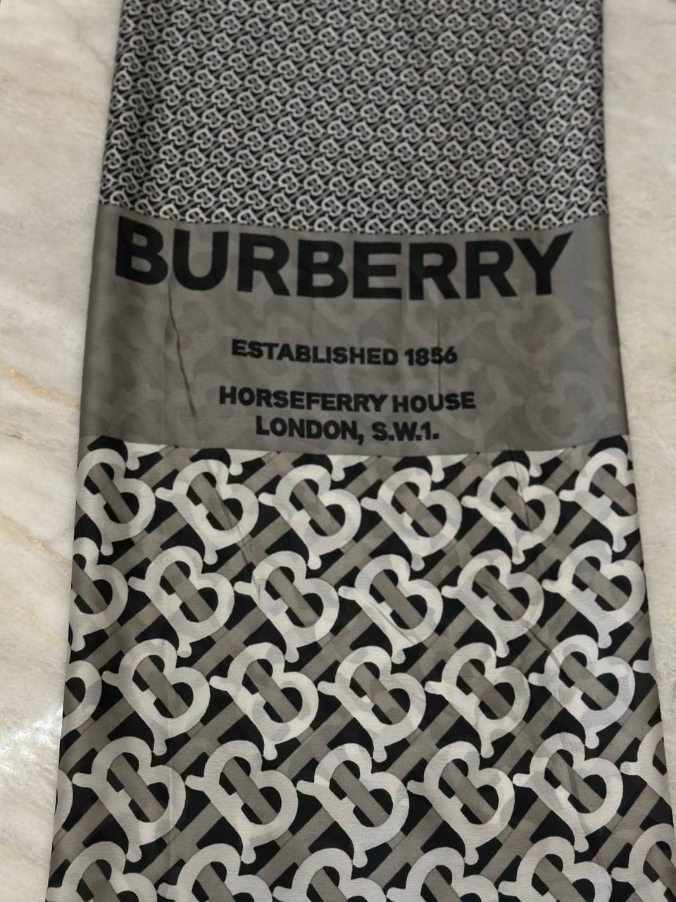 Burberry scarf